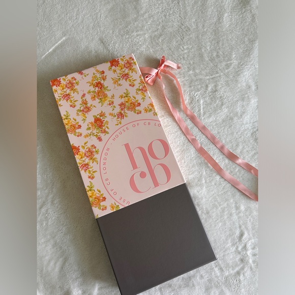 House of CB Gift Box - Picture 8 of 15